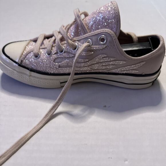 Size 7.5 Converse Chuck Taylor 70 Low Top Light Pink Glitter Flame Tennis Shoes - Picture 5 of 11
